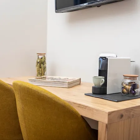 Aletheia Heritage 公寓 *